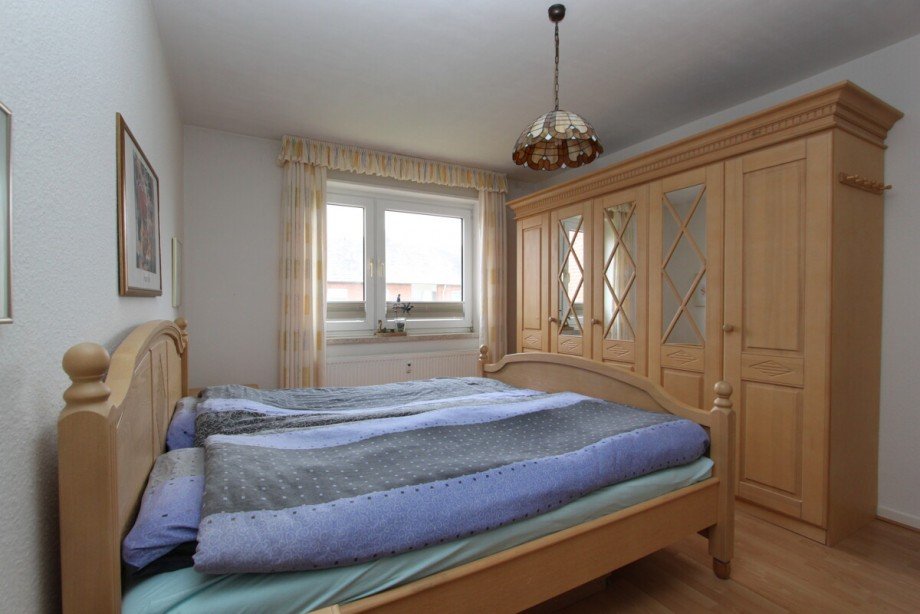 Schlafzimmer 1 Etagenwohnung H�rnum
