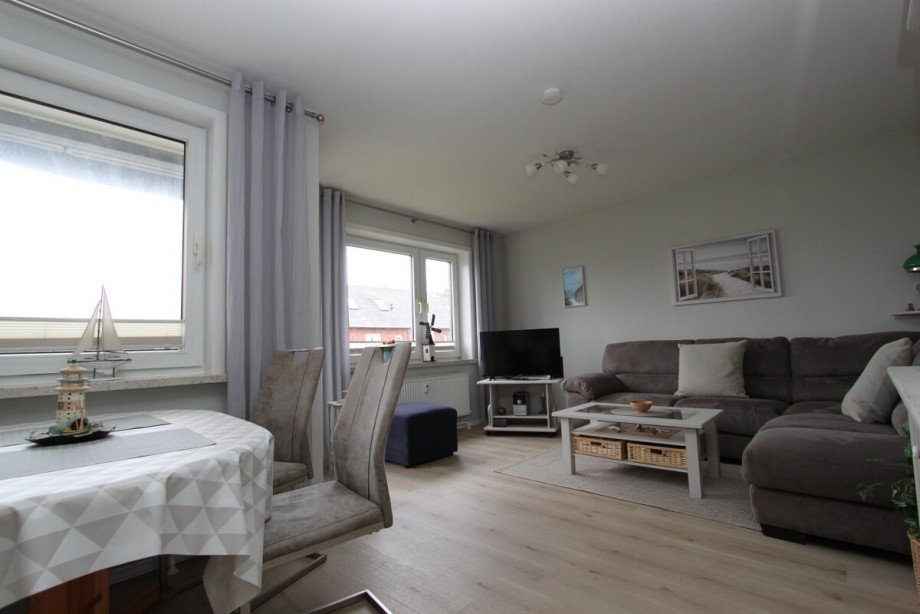 Wohnzimmer Etagenwohnung H�rnum